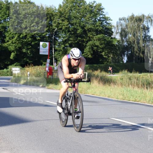 25.08.2024 - Elbe Triathlon Hamburg Fuchs,  Jonas http://msf.ph/oto/6846954 25.08.2024 09:08:50 Radfahren 91, 211, 205, 266, 179, 208, 110, 283 meine-sportfotos.de