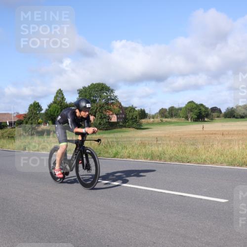 25.08.2024 - Elbe Triathlon Hamburg Fuchs,  Jonas http://msf.ph/oto/6846989 25.08.2024 09:50:41 Radfahren 371, 325 meine-sportfotos.de