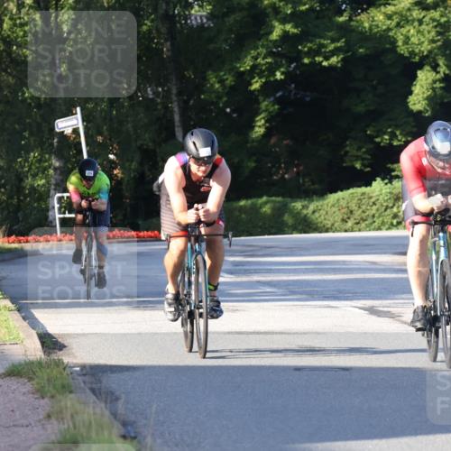 25.08.2024 - Elbe Triathlon Hamburg Fuchs,  Jonas http://msf.ph/oto/6847034 25.08.2024 09:08:59 Radfahren 110, 283, 84, 56, 209, 241, 310 meine-sportfotos.de