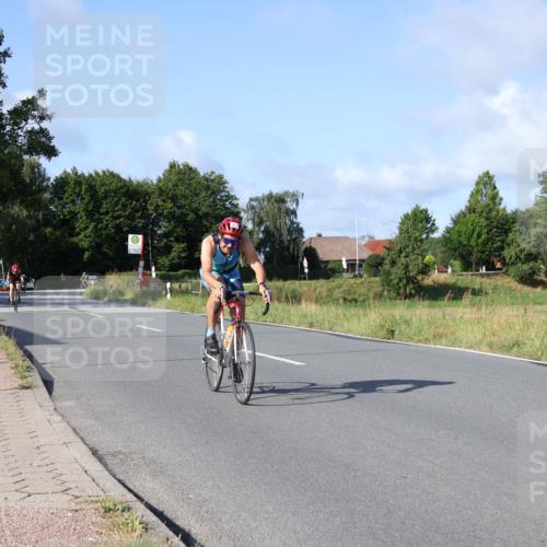 25.08.2024 - Elbe Triathlon Hamburg Fuchs,  Jonas http://msf.ph/oto/6847040 25.08.2024 09:50:47 Radfahren 325, 181, 542 meine-sportfotos.de