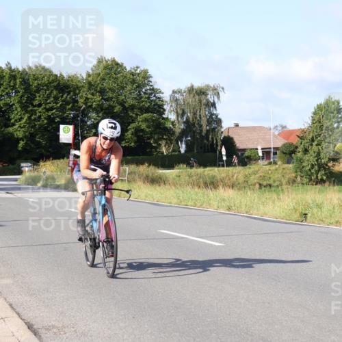 25.08.2024 - Elbe Triathlon Hamburg Fuchs,  Jonas http://msf.ph/oto/6847097 25.08.2024 09:50:51 Radfahren 325, 181, 542, 457, 319 meine-sportfotos.de