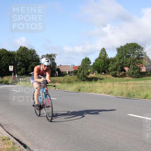 25.08.2024 - Elbe Triathlon Hamburg Fuchs,  Jonas http://msf.ph/oto/6847106 25.08.2024 09:50:52 Radfahren 325, 181, 542, 457, 319 meine-sportfotos.de
