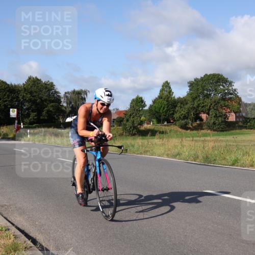 25.08.2024 - Elbe Triathlon Hamburg Fuchs,  Jonas http://msf.ph/oto/6847109 25.08.2024 09:50:52 Radfahren 325, 181, 542, 457, 319 meine-sportfotos.de