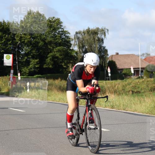 25.08.2024 - Elbe Triathlon Hamburg Fuchs,  Jonas http://msf.ph/oto/6847114 25.08.2024 09:50:55 Radfahren 181, 542, 457, 319 meine-sportfotos.de