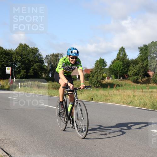 25.08.2024 - Elbe Triathlon Hamburg Fuchs,  Jonas http://msf.ph/oto/6847143 25.08.2024 09:50:56 Radfahren 542, 457, 319, 526 meine-sportfotos.de