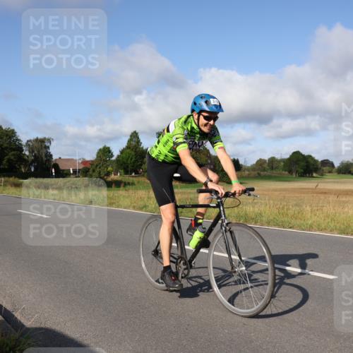 25.08.2024 - Elbe Triathlon Hamburg Fuchs,  Jonas http://msf.ph/oto/6847150 25.08.2024 09:50:57 Radfahren 542, 457, 319, 526, 395 meine-sportfotos.de
