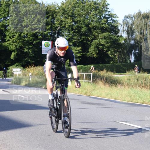 25.08.2024 - Elbe Triathlon Hamburg Fuchs,  Jonas http://msf.ph/oto/6847161 25.08.2024 09:09:08 Radfahren 209, 241, 310, 278, 161, 105 meine-sportfotos.de