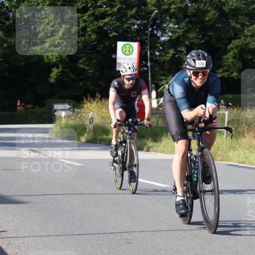 25.08.2024 - Elbe Triathlon Hamburg Fuchs,  Jonas http://msf.ph/oto/6847179 25.08.2024 09:51:03 Radfahren 526, 395 meine-sportfotos.de