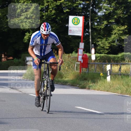 25.08.2024 - Elbe Triathlon Hamburg Fuchs,  Jonas http://msf.ph/oto/6847209 25.08.2024 09:51:11 Radfahren 268, 308, 541 meine-sportfotos.de