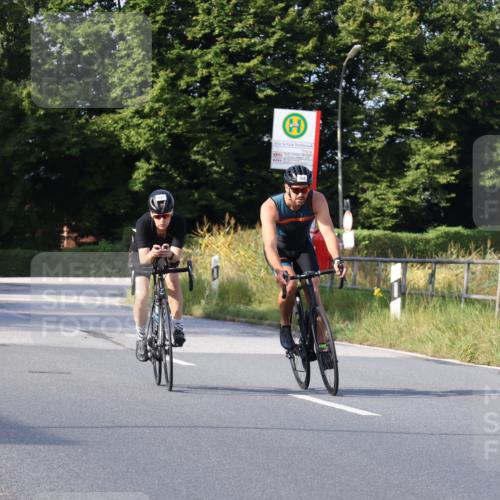 25.08.2024 - Elbe Triathlon Hamburg Fuchs,  Jonas http://msf.ph/oto/6847220 25.08.2024 09:51:13 Radfahren 268, 308, 541 meine-sportfotos.de