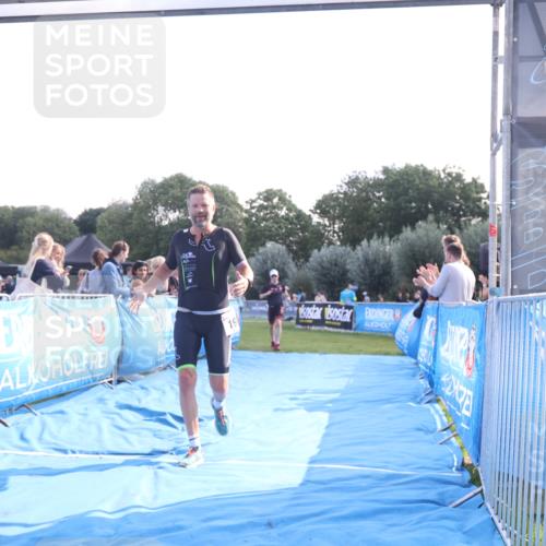 25.08.2024 - Elbe Triathlon Hamburg H.Heesch http://msf.ph/oto/6847226 25.08.2024 10:41:06 Ziel 186, 198 meine-sportfotos.de