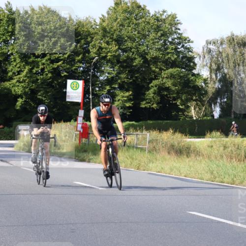 25.08.2024 - Elbe Triathlon Hamburg Fuchs,  Jonas http://msf.ph/oto/6847228 25.08.2024 09:51:13 Radfahren 268, 308, 541 meine-sportfotos.de