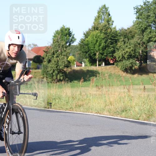 25.08.2024 - Elbe Triathlon Hamburg Fuchs,  Jonas http://msf.ph/oto/6847236 25.08.2024 09:09:14 Radfahren 278, 161, 105, 142, 261 meine-sportfotos.de