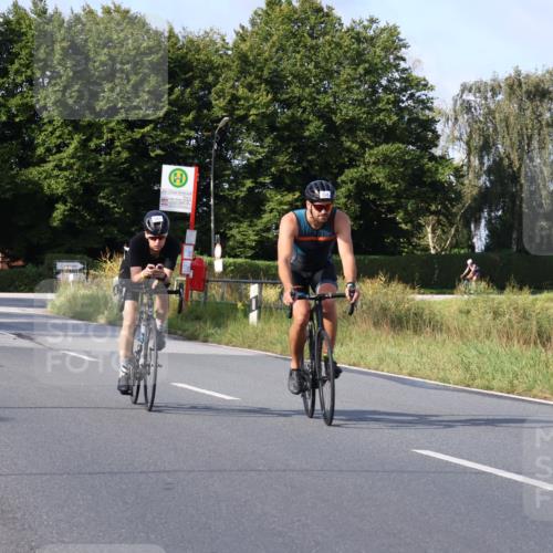 25.08.2024 - Elbe Triathlon Hamburg Fuchs,  Jonas http://msf.ph/oto/6847238 25.08.2024 09:51:14 Radfahren 268, 308, 541 meine-sportfotos.de