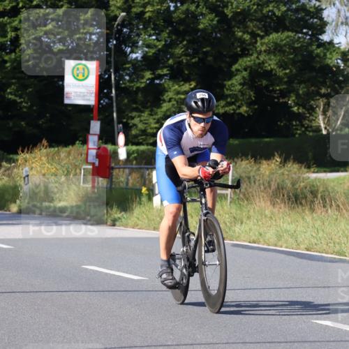25.08.2024 - Elbe Triathlon Hamburg Fuchs,  Jonas http://msf.ph/oto/6847253 25.08.2024 09:51:21 Radfahren 266, 490, 265 meine-sportfotos.de