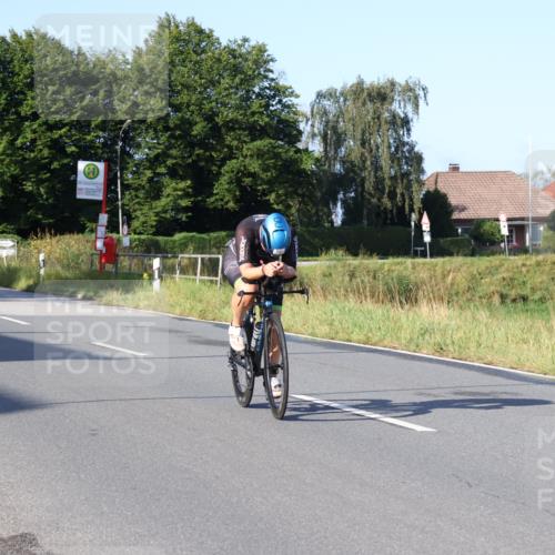 25.08.2024 - Elbe Triathlon Hamburg Fuchs,  Jonas http://msf.ph/oto/6847259 25.08.2024 09:09:15 Radfahren 161, 105, 142, 261, 121 meine-sportfotos.de