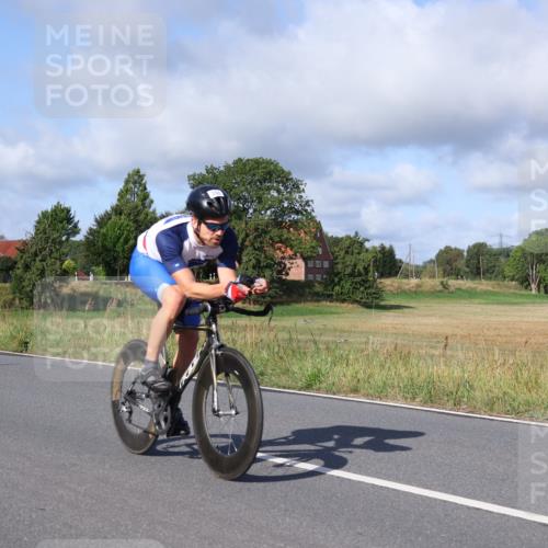 25.08.2024 - Elbe Triathlon Hamburg Fuchs,  Jonas http://msf.ph/oto/6847291 25.08.2024 09:51:22 Radfahren 266, 490, 265 meine-sportfotos.de
