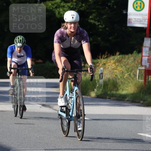 25.08.2024 - Elbe Triathlon Hamburg Fuchs,  Jonas http://msf.ph/oto/6847307 25.08.2024 09:51:25 Radfahren 266, 490, 265 meine-sportfotos.de