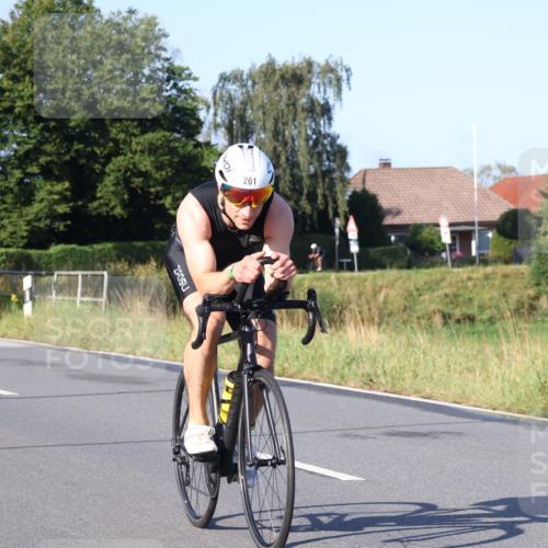 25.08.2024 - Elbe Triathlon Hamburg Fuchs,  Jonas http://msf.ph/oto/6847316 25.08.2024 09:09:19 Radfahren 105, 142, 261, 121, 141, 46, 303 meine-sportfotos.de