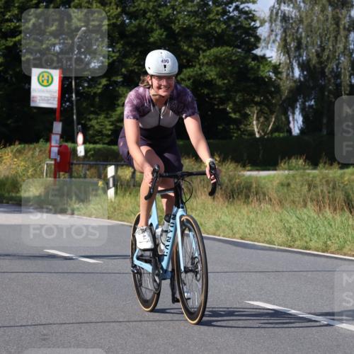 25.08.2024 - Elbe Triathlon Hamburg Fuchs,  Jonas http://msf.ph/oto/6847320 25.08.2024 09:51:26 Radfahren 266, 490, 265 meine-sportfotos.de