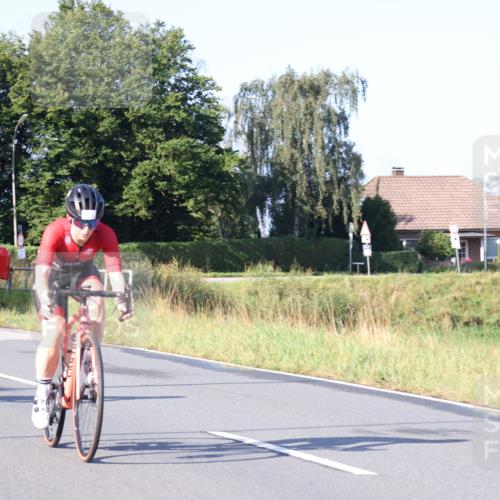 25.08.2024 - Elbe Triathlon Hamburg Fuchs,  Jonas http://msf.ph/oto/6847359 25.08.2024 09:09:21 Radfahren 142, 261, 121, 141, 46, 303 meine-sportfotos.de