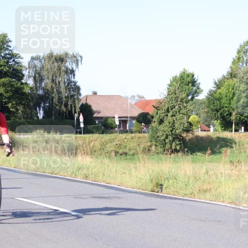 25.08.2024 - Elbe Triathlon Hamburg Fuchs,  Jonas http://msf.ph/oto/6847367 25.08.2024 09:09:21 Radfahren 142, 261, 121, 141, 46, 303 meine-sportfotos.de