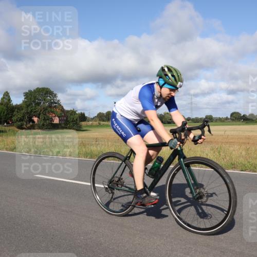 25.08.2024 - Elbe Triathlon Hamburg Fuchs,  Jonas http://msf.ph/oto/6847380 25.08.2024 09:51:28 Radfahren 490, 265 meine-sportfotos.de