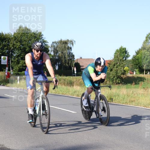 25.08.2024 - Elbe Triathlon Hamburg Fuchs,  Jonas http://msf.ph/oto/6847402 25.08.2024 09:09:23 Radfahren 261, 121, 141, 46, 303, 198 meine-sportfotos.de