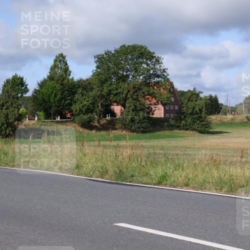 25.08.2024 - Elbe Triathlon Hamburg Fuchs,  Jonas http://msf.ph/oto/6847427 25.08.2024 09:51:44 Radfahren 340, 477, 208 meine-sportfotos.de