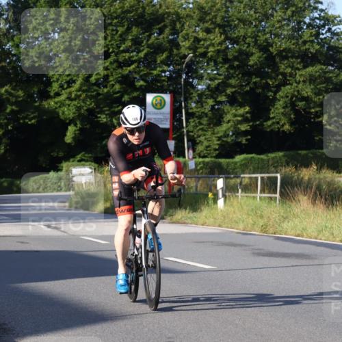 25.08.2024 - Elbe Triathlon Hamburg Fuchs,  Jonas http://msf.ph/oto/6847503 25.08.2024 09:09:34 Radfahren 198, 186 meine-sportfotos.de