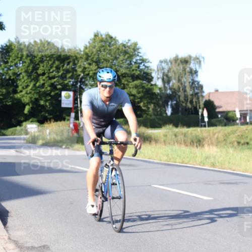 25.08.2024 - Elbe Triathlon Hamburg Fuchs,  Jonas http://msf.ph/oto/6847575 25.08.2024 09:09:44 Radfahren 160, 285, 237 meine-sportfotos.de