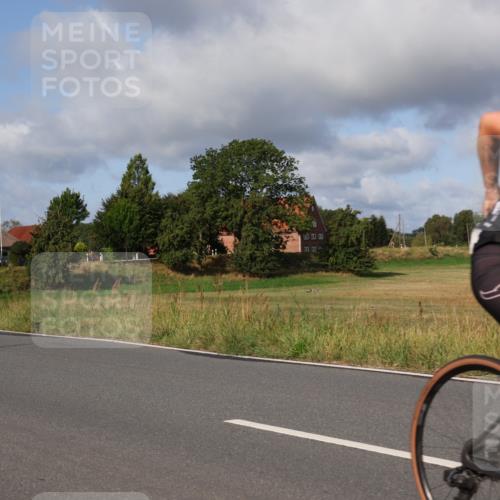 25.08.2024 - Elbe Triathlon Hamburg Fuchs,  Jonas http://msf.ph/oto/6847588 25.08.2024 09:51:55 Radfahren 208, 331, 529, 126 meine-sportfotos.de