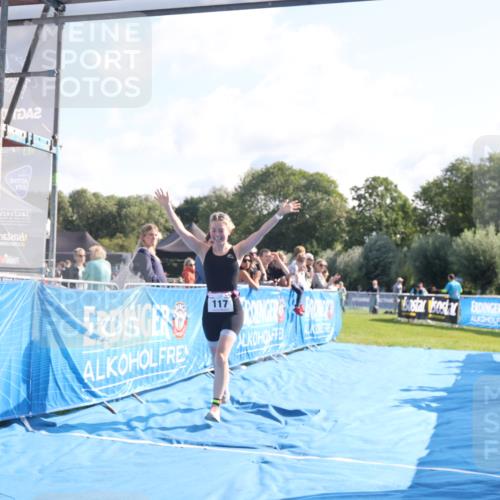 25.08.2024 - Elbe Triathlon Hamburg H.Heesch http://msf.ph/oto/6847589 25.08.2024 10:41:32 Ziel 117 meine-sportfotos.de