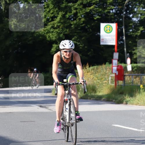 25.08.2024 - Elbe Triathlon Hamburg Fuchs,  Jonas http://msf.ph/oto/6847597 25.08.2024 09:51:57 Radfahren 331, 529, 126, 349 meine-sportfotos.de