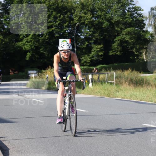25.08.2024 - Elbe Triathlon Hamburg Fuchs,  Jonas http://msf.ph/oto/6847611 25.08.2024 09:51:57 Radfahren 331, 529, 126, 349 meine-sportfotos.de