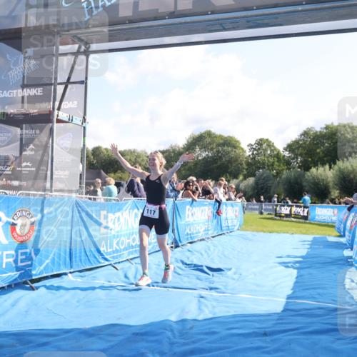 25.08.2024 - Elbe Triathlon Hamburg H.Heesch http://msf.ph/oto/6847620 25.08.2024 10:41:32 Ziel 117 meine-sportfotos.de