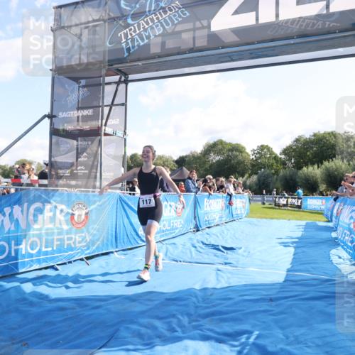 25.08.2024 - Elbe Triathlon Hamburg H.Heesch http://msf.ph/oto/6847667 25.08.2024 10:41:32 Ziel 117 meine-sportfotos.de