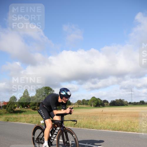25.08.2024 - Elbe Triathlon Hamburg Fuchs,  Jonas http://msf.ph/oto/6847674 25.08.2024 09:52:04 Radfahren 349, 369, 367, 155 meine-sportfotos.de