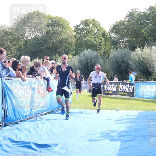 25.08.2024 - Elbe Triathlon Hamburg H.Heesch http://msf.ph/oto/6847685 25.08.2024 10:42:22 Ziel 72, 158, 274 meine-sportfotos.de