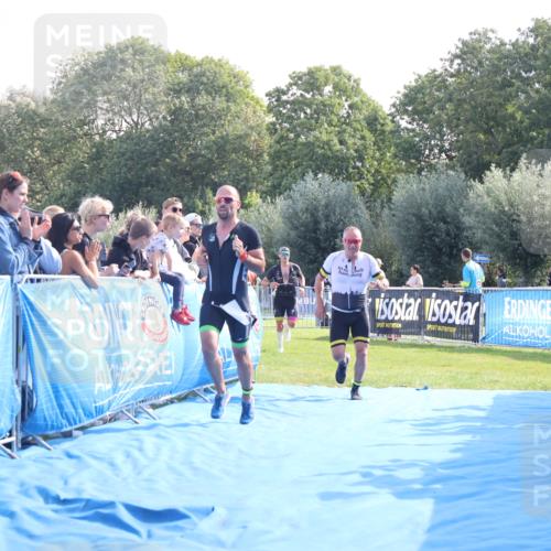 25.08.2024 - Elbe Triathlon Hamburg H.Heesch http://msf.ph/oto/6847688 25.08.2024 10:42:22 Ziel 72, 158, 274 meine-sportfotos.de