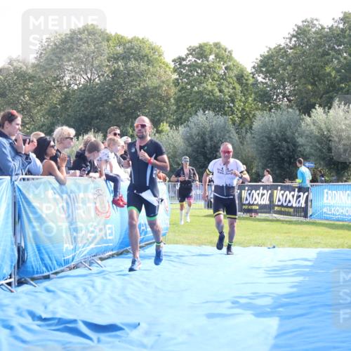 25.08.2024 - Elbe Triathlon Hamburg H.Heesch http://msf.ph/oto/6847701 25.08.2024 10:42:22 Ziel 72, 158, 274 meine-sportfotos.de