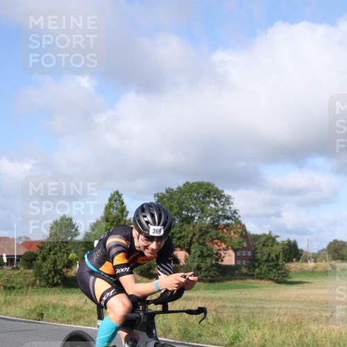 25.08.2024 - Elbe Triathlon Hamburg Fuchs,  Jonas http://msf.ph/oto/6847703 25.08.2024 09:52:07 Radfahren 349, 369, 367, 155 meine-sportfotos.de