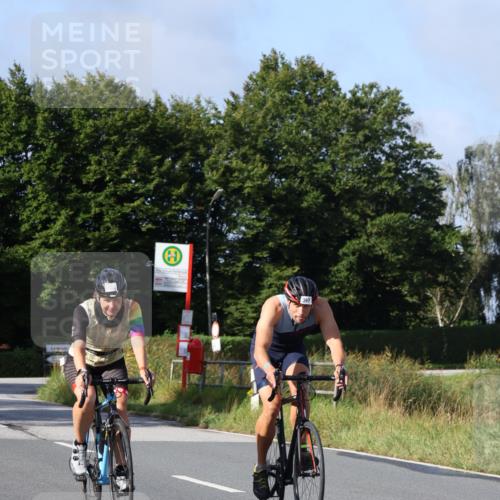 25.08.2024 - Elbe Triathlon Hamburg Fuchs,  Jonas http://msf.ph/oto/6847722 25.08.2024 09:52:10 Radfahren 369, 367, 155 meine-sportfotos.de