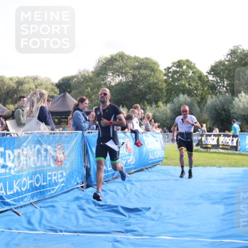 25.08.2024 - Elbe Triathlon Hamburg H.Heesch http://msf.ph/oto/6847727 25.08.2024 10:42:22 Ziel 72, 158, 274 meine-sportfotos.de