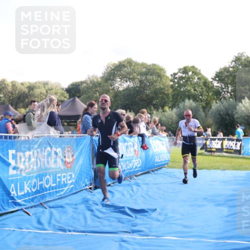 25.08.2024 - Elbe Triathlon Hamburg H.Heesch http://msf.ph/oto/6847742 25.08.2024 10:42:23 Ziel 72, 158, 274 meine-sportfotos.de