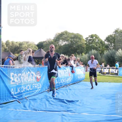 25.08.2024 - Elbe Triathlon Hamburg H.Heesch http://msf.ph/oto/6847757 25.08.2024 10:42:23 Ziel 72, 158, 274 meine-sportfotos.de