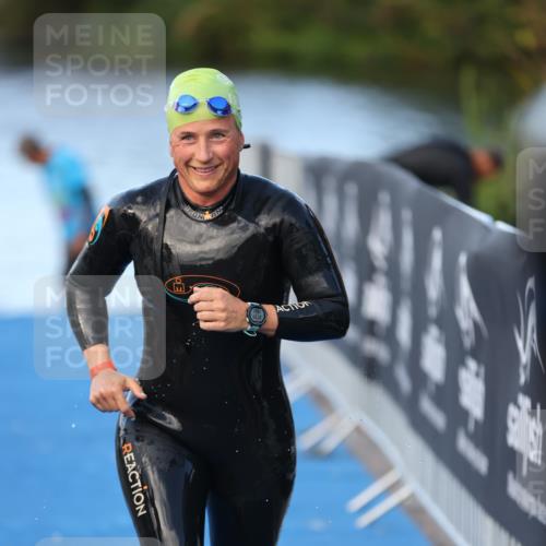 25.08.2024 - Elbe Triathlon Hamburg H.Heesch http://msf.ph/oto/6847761 25.08.2024 08:52:32 Schwimmen 128, 156 meine-sportfotos.de