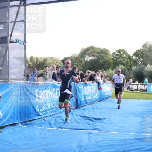 25.08.2024 - Elbe Triathlon Hamburg H.Heesch http://msf.ph/oto/6847795 25.08.2024 10:42:23 Ziel 72, 158, 274 meine-sportfotos.de