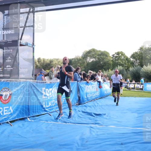 25.08.2024 - Elbe Triathlon Hamburg H.Heesch http://msf.ph/oto/6847809 25.08.2024 10:42:23 Ziel 72, 158, 274 meine-sportfotos.de