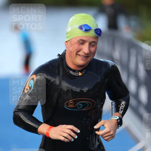 25.08.2024 - Elbe Triathlon Hamburg H.Heesch http://msf.ph/oto/6847828 25.08.2024 08:52:33 Schwimmen 128, 156 meine-sportfotos.de